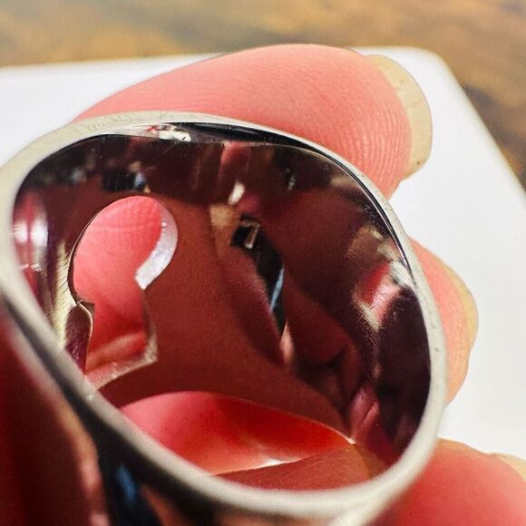 Christian Dior Secret Keyhole Ring Silver Tone Size 7 - Picture 4 of 7